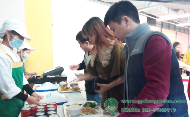 公司员工打餐之后支付餐费